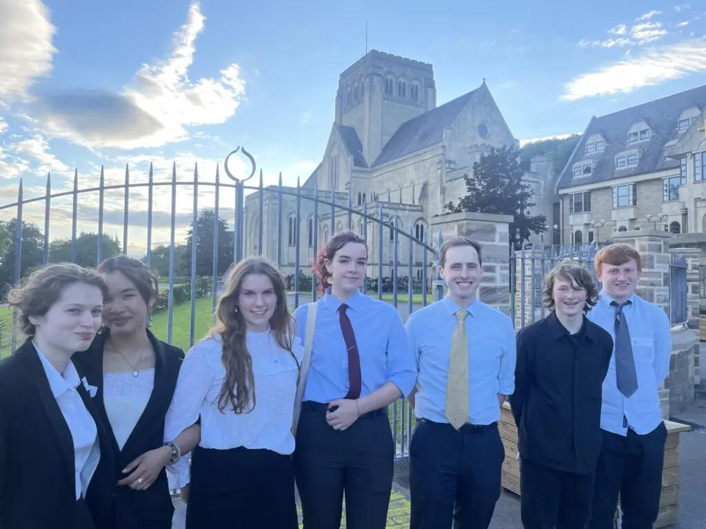 Bootham School student united nations team