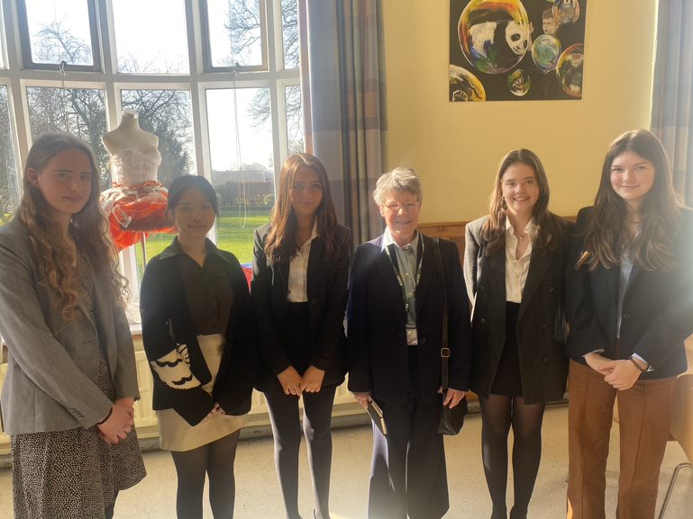 Astrophysicist inspires girls to explore STEM and leadership opportunities