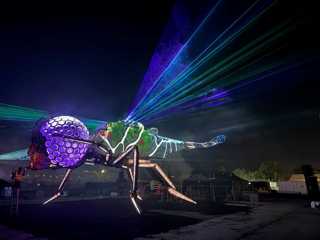glastonbury festival light dragonfly art installation